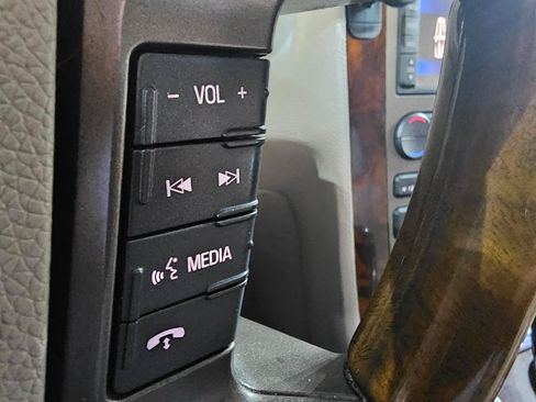 Used 2014 Lincoln Navigator 4WD image 41