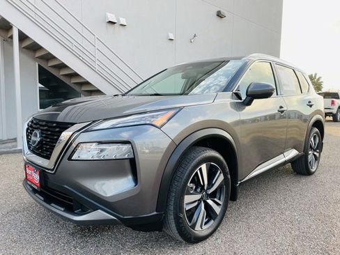 Certified 2023 Nissan Rogue SL image 3