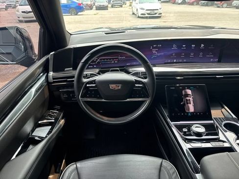 Used 2025 Cadillac Escalade Sport w/ Touring Package AWD/4WD image 14