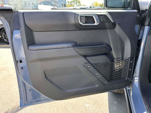 Used 2025 Ford Bronco Badlands AWD/4WD image 9
