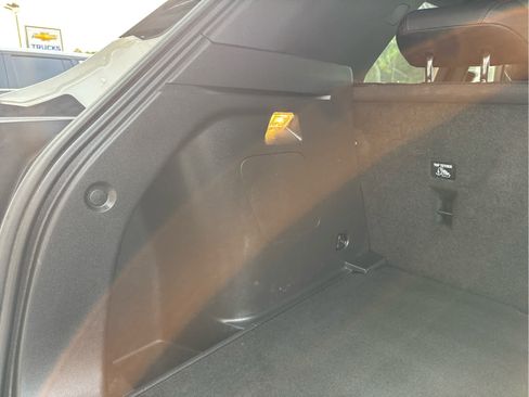 Used 2023 Chevrolet TrailBlazer RS w/ Convenience Package FWD image 44