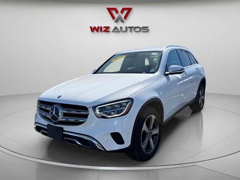 Used 2022 Mercedes-Benz GLC 300 4MATIC w/ Multimedia Package Lite image 1