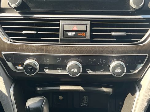 Used 2019 Honda Accord EX-L image 26