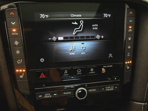 Used 2023 INFINITI QX55 Luxe w/ Cargo Package AWD/4WD image 18