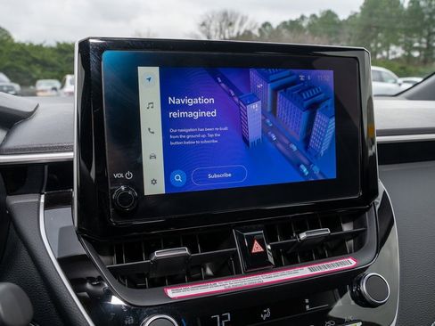 Certified 2025 Toyota Corolla SE image 15