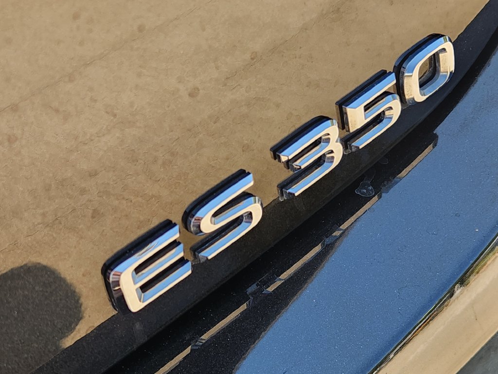 Certified 2025 Lexus ES 350 w/ Premium Package FWD image 12