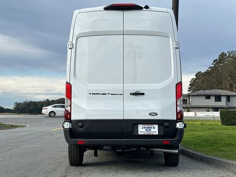 New 2026 Ford Transit 350 148 High Roof w/ Load Area Protection Package RWD image 4