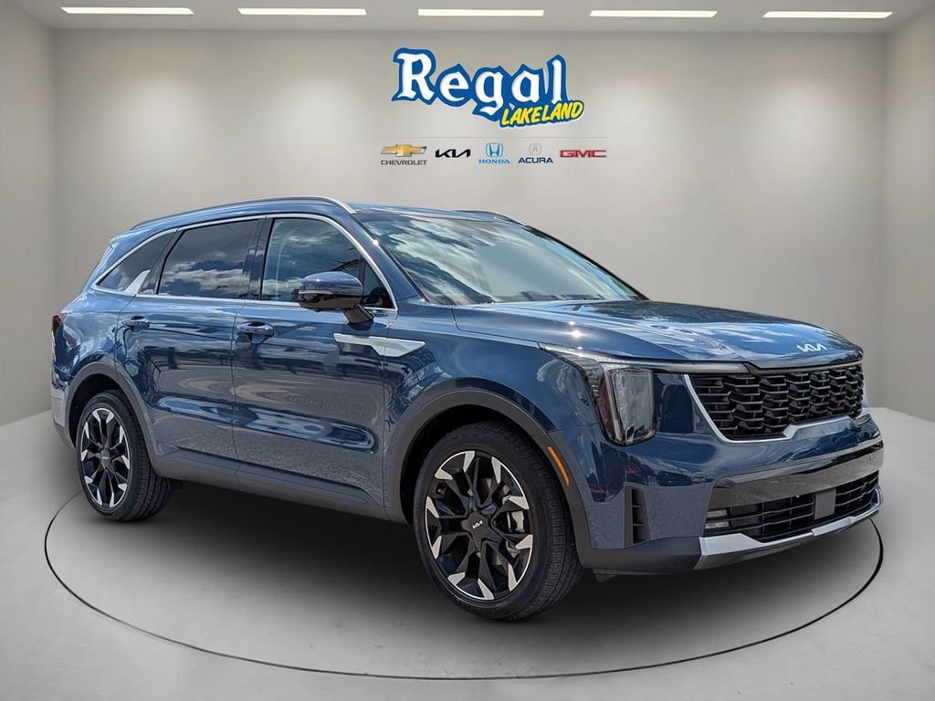 Certified 2026 Kia Sorento SX FWD image 1