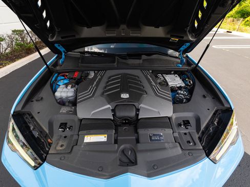 Used 2024 Lamborghini Urus S image 82