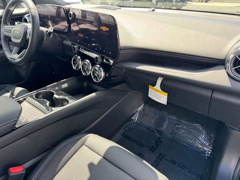 New 2026 Chevrolet Blazer EV LT FWD image 7
