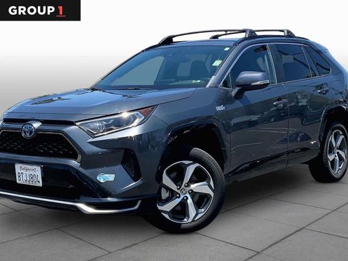Used 2021 Toyota RAV4 SE w/ Weather & Moonroof Package AWD/4WD image 1