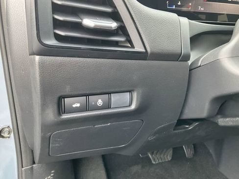 New 2026 Nissan Sentra SV w/ SV Convenience Package FWD image 19