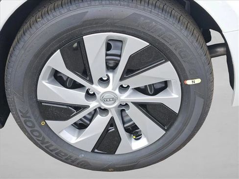 Used 2025 Nissan Altima 2.5 S FWD image 14