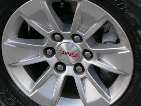 Used 2021 GMC Sierra 1500 2WD Regular Cab w/ Sierra Value Package image 12