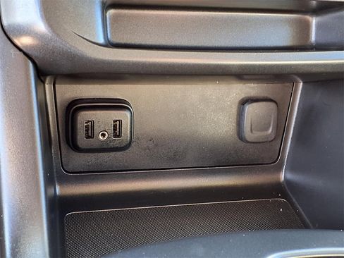 Used 2022 Chevrolet Colorado W/T w/ WT Convenience Package image 22