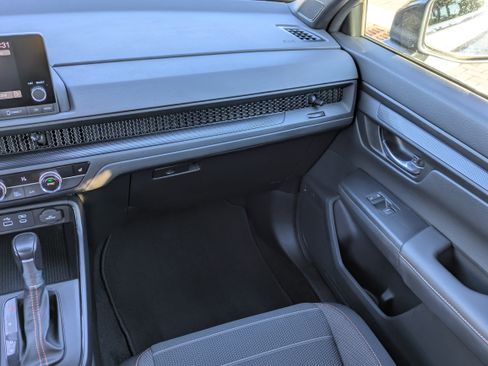 Certified 2024 Honda CR-V Sport image 22