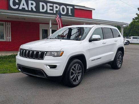 Used 2020 Jeep Grand Cherokee Limited AWD/4WD image 2