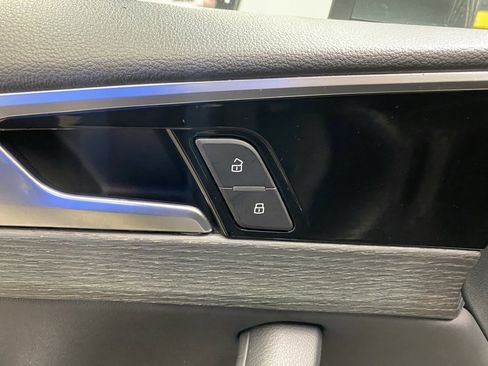 Used 2021 Audi A5 2.0T Premium image 24