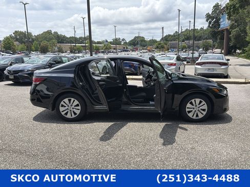Used 2024 Nissan Sentra S FWD image 33
