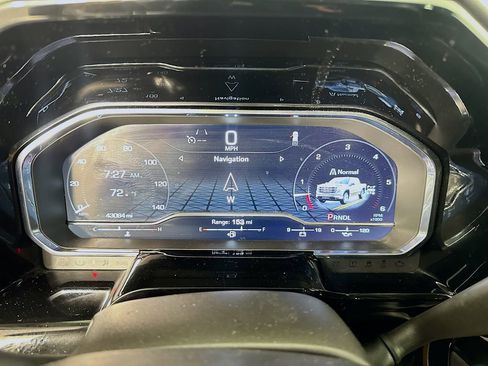 Used 2024 GMC Sierra 1500 SLT image 18