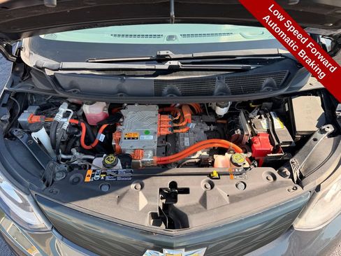 Used 2018 Chevrolet Bolt Premier w/ Driver Confidence II Package FWD image 30