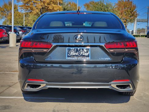 Used 2022 Lexus LS 500 image 12