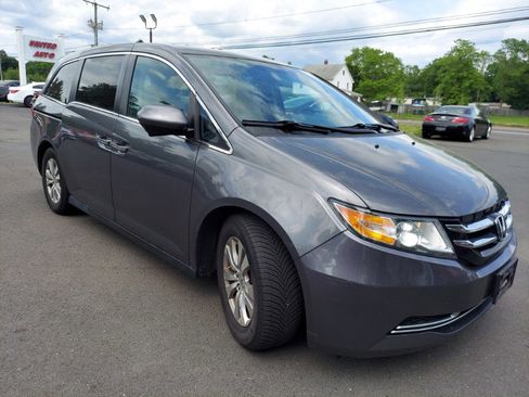 Used 2014 Honda Odyssey EX image 3