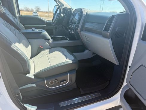 Used 2022 Ford F350 Limited image 50