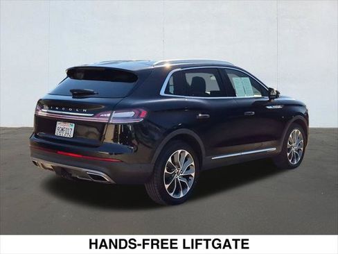 Certified 2022 Lincoln Nautilus Reserve FWD image 5