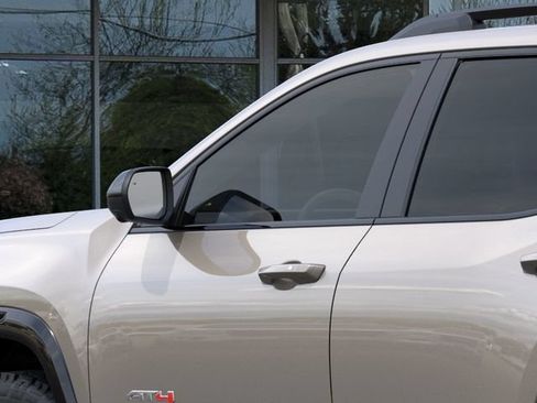 New 2026 GMC Terrain AT4 w/ Technology Package II AWD/4WD image 12
