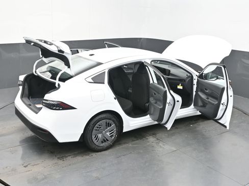 New 2026 Nissan Sentra S w/ Floor Mat Package image 44