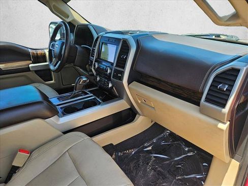 Used 2018 Ford F150 Lariat w/ Equipment Group 502A Luxury AWD/4WD image 22