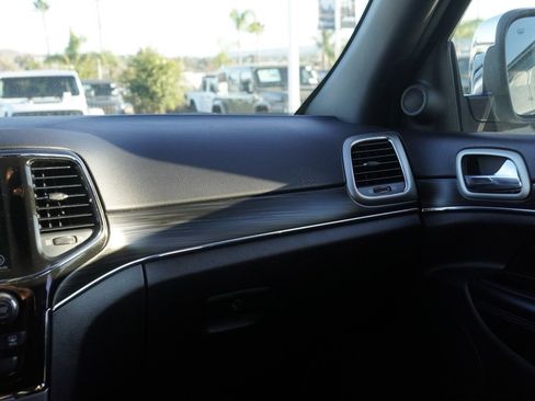 Certified 2022 Jeep Grand Cherokee Limited image 26