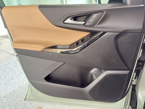 New 2026 Chevrolet Equinox ACTIV w/ LPO, Floor Liner Package image 24