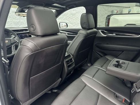 Certified 2025 Cadillac XT5 Premium Luxury w/ Technology Package image 30