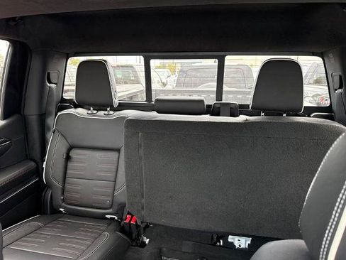 Used 2023 GMC Sierra 1500 AT4X AWD/4WD image 11