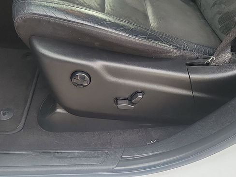 Used 2022 Jeep Grand Cherokee Laredo X image 10