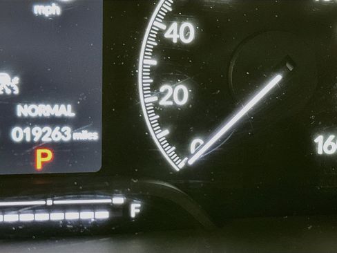 Used 2023 Honda Civic Sport image 19