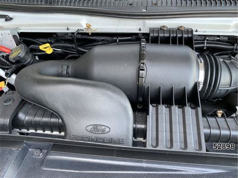 Used 2014 Ford E-350 and Econoline 350 Super Duty RWD image 20