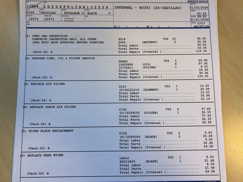 Used 2024 Cadillac Escalade Sport w/ LPO, ONYX Package image 22