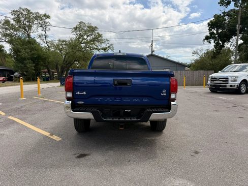 Used 2023 Toyota Tacoma SR5 AWD/4WD image 4