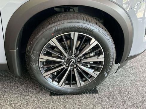 New 2026 Nissan Pathfinder Platinum w/ Cargo Package AWD/4WD image 6