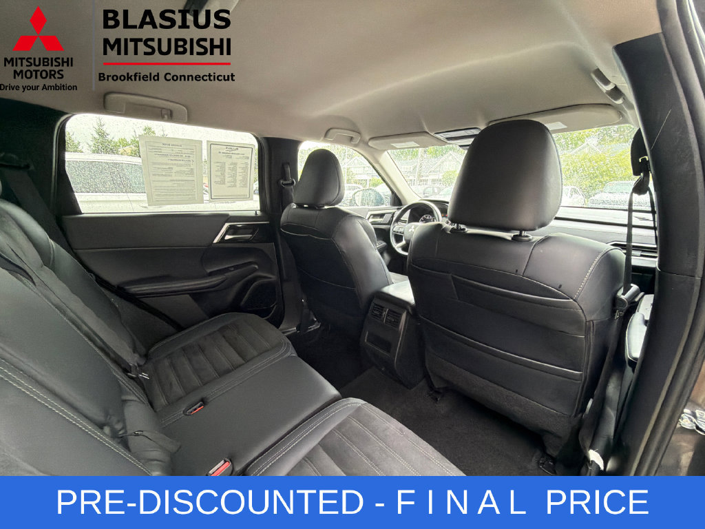 Used 2024 Mitsubishi Outlander SE FWD image 49