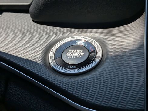 New 2025 Jeep Grand Cherokee Altitude image 22