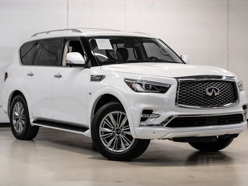 Used 2018 INFINITI QX80 2WD w/ Driver Assistance Package image 7