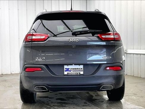 Used 2015 Jeep Cherokee Latitude w/ Cold Weather Group image 4