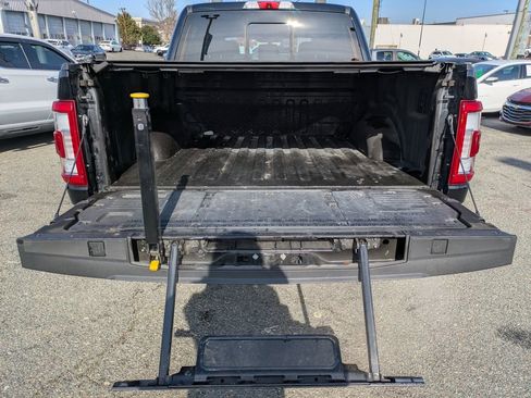 Used 2022 Ford F150 Lariat image 14