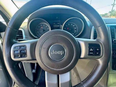 Used 2012 Jeep Grand Cherokee Laredo image 13