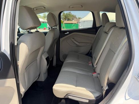 Used 2017 Ford Escape SE AWD/4WD image 34