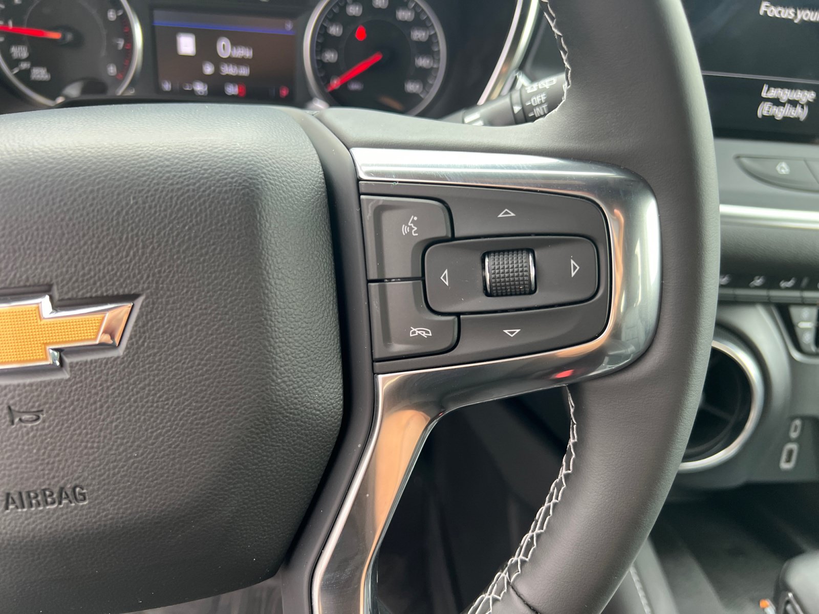 New 2026 Chevrolet Blazer LT w/ Sound & Technology Package AWD/4WD image 17